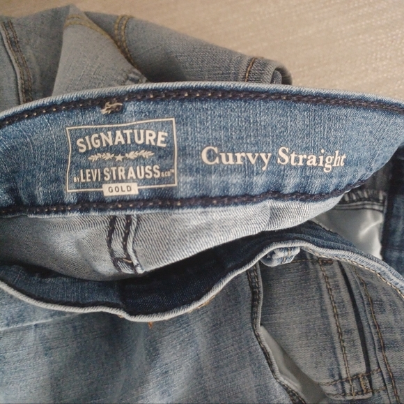 Levi’s Jeans - Picture 3 of 3